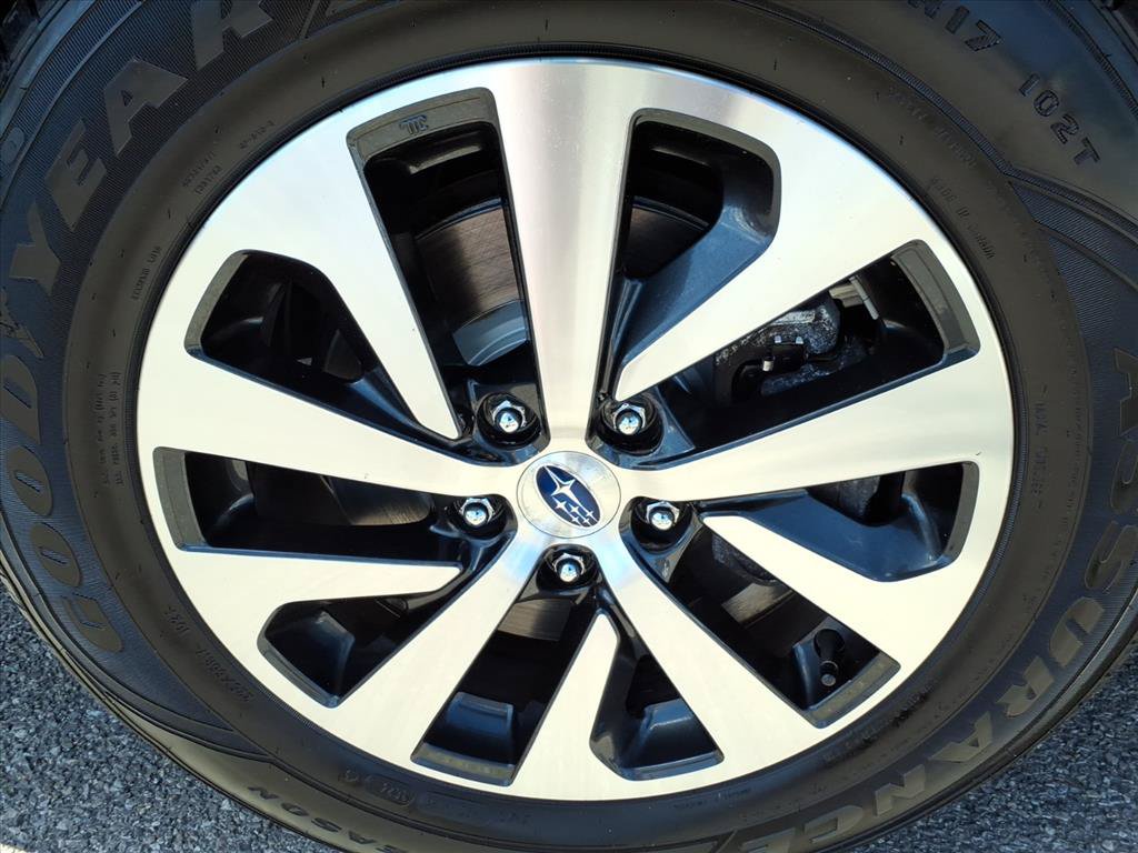 Used 2021 Subaru Outback AWD/4WD image 11