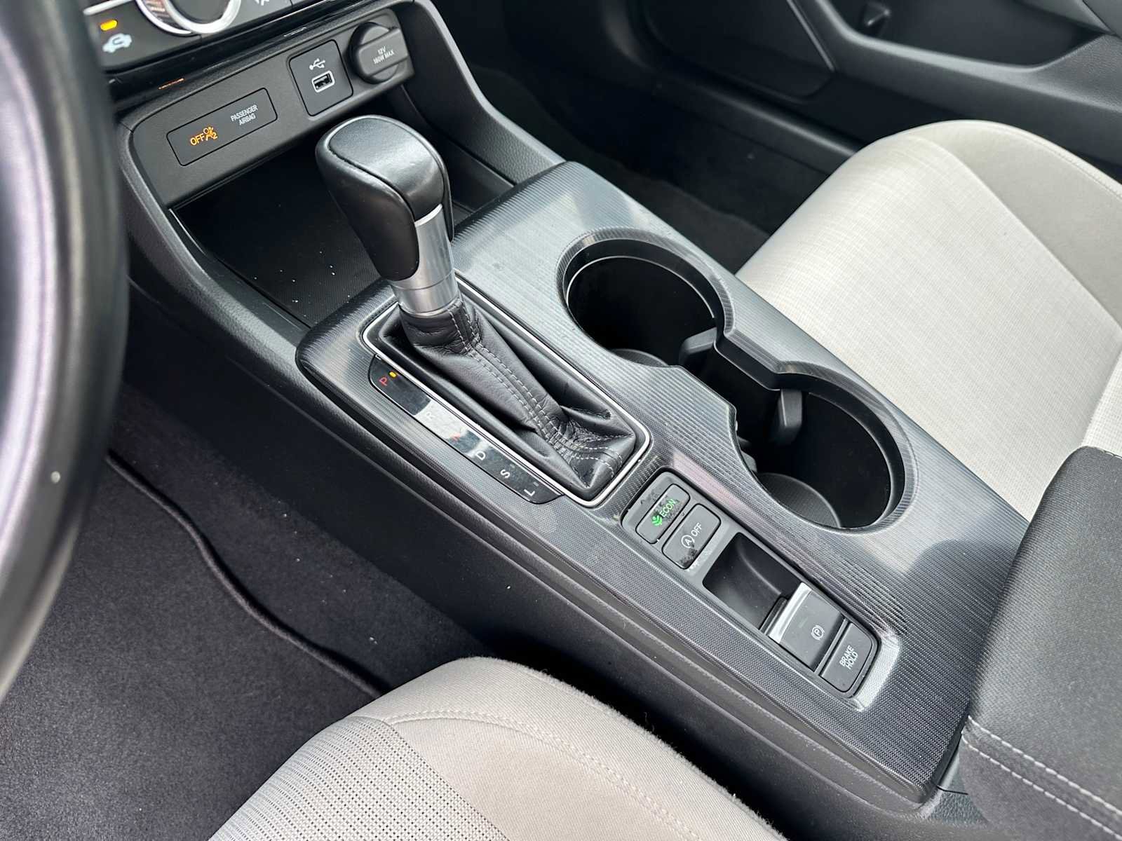 Used 2022 Honda Civic EX image 11