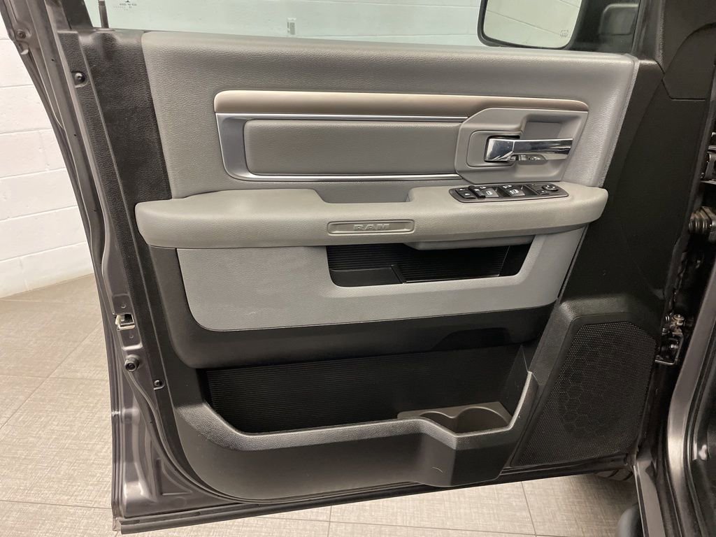 Used 2019 RAM 1500 Classic Warlock w/ Electronics Group image 21