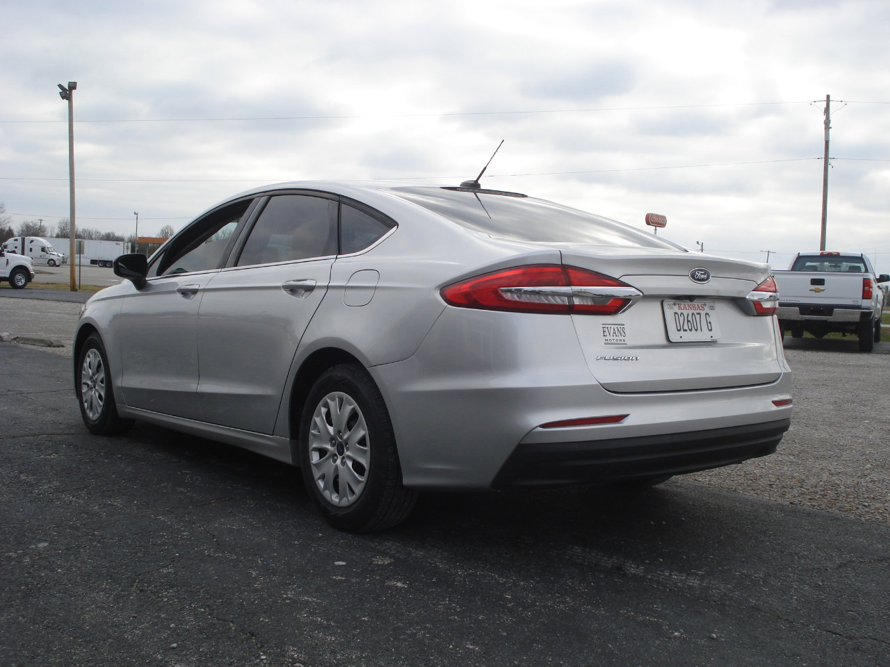 Used 2019 Ford Fusion S image 6