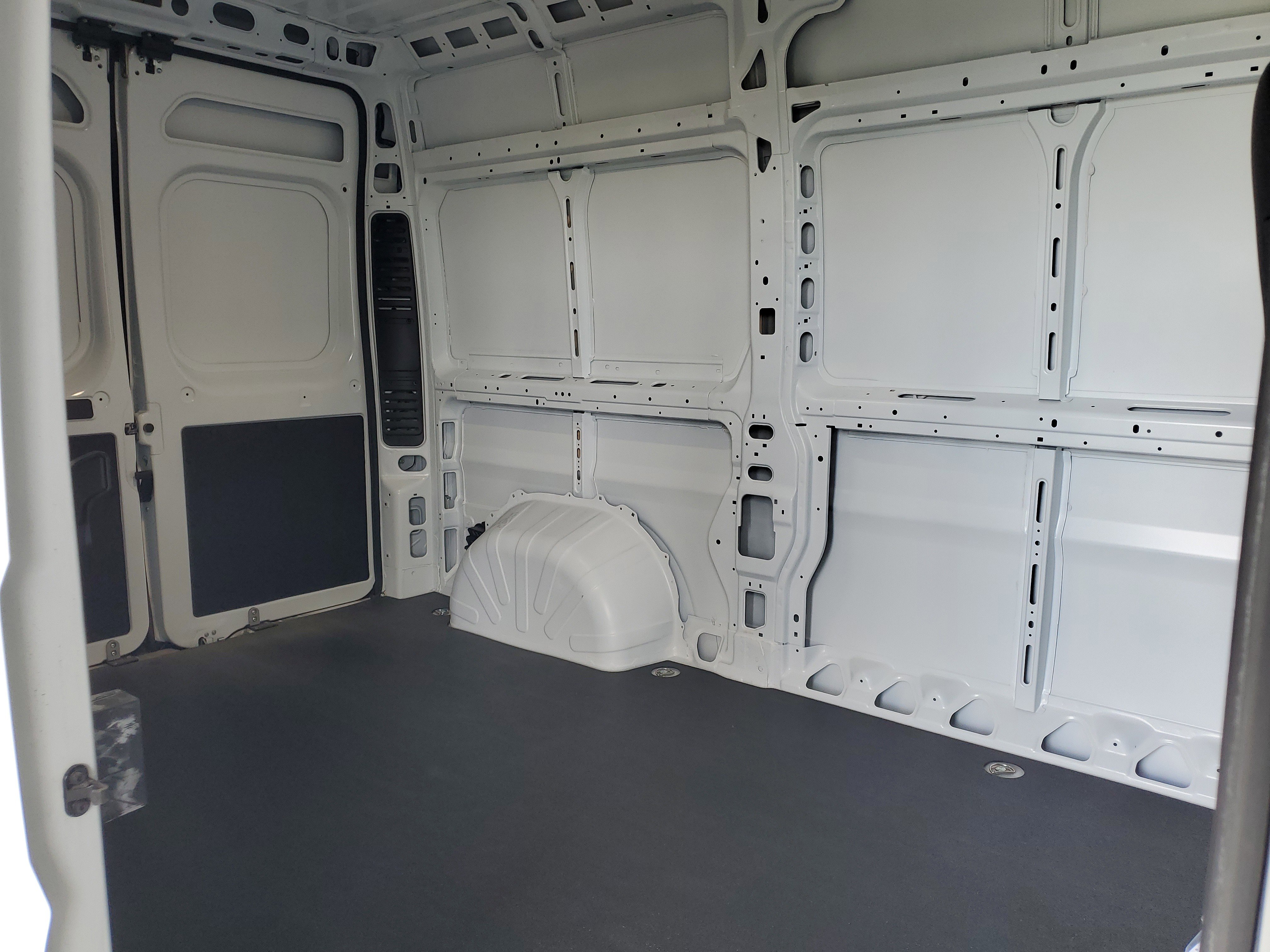 New 2026 RAM ProMaster 1500 w/ Convenience Group FWD image 10