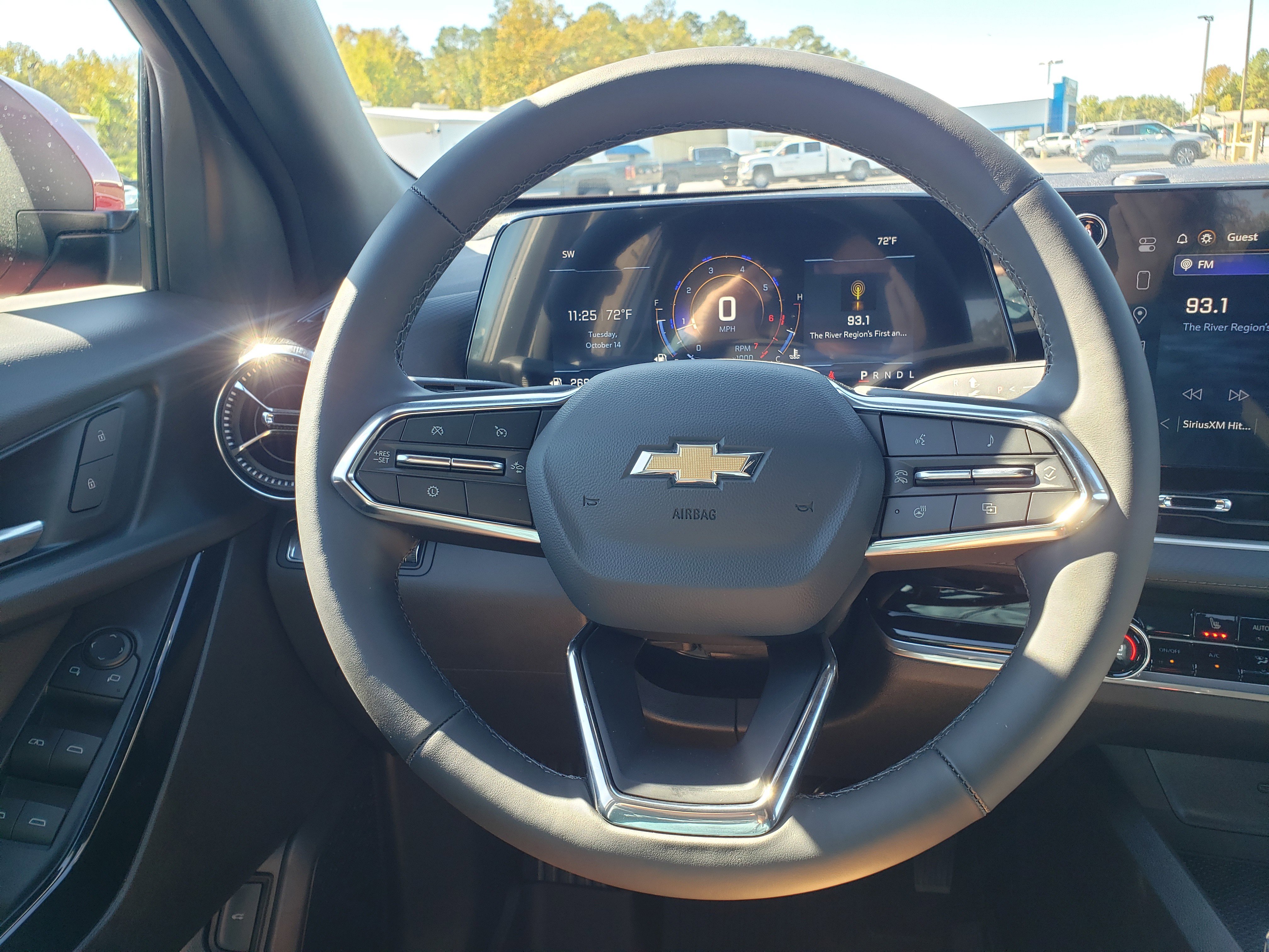 New 2026 Chevrolet Equinox LT w/ Convenience Package II image 17