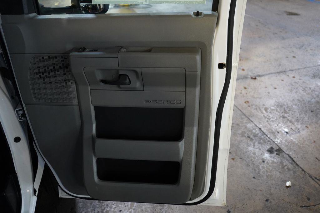 Used 2019 Ford E-350 and Econoline 350 Super Duty w/ Power Windows & Locks Group RWD image 18