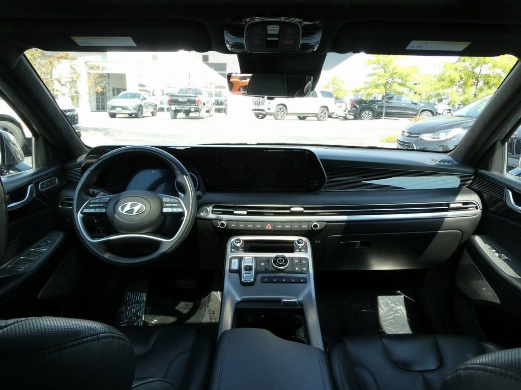 Used 2024 Hyundai Palisade Calligraphy image 40