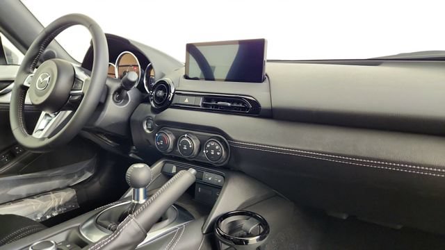 New 2026 MAZDA MX-5 Miata Club w/ Interior Package RWD image 25