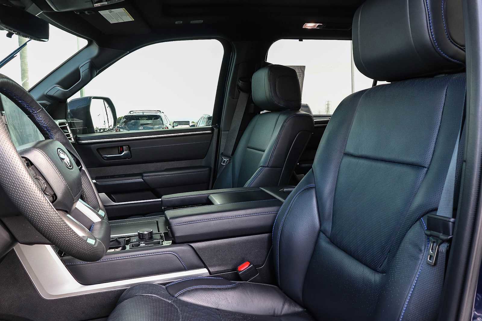 Used 2025 Toyota Sequoia Platinum image 22