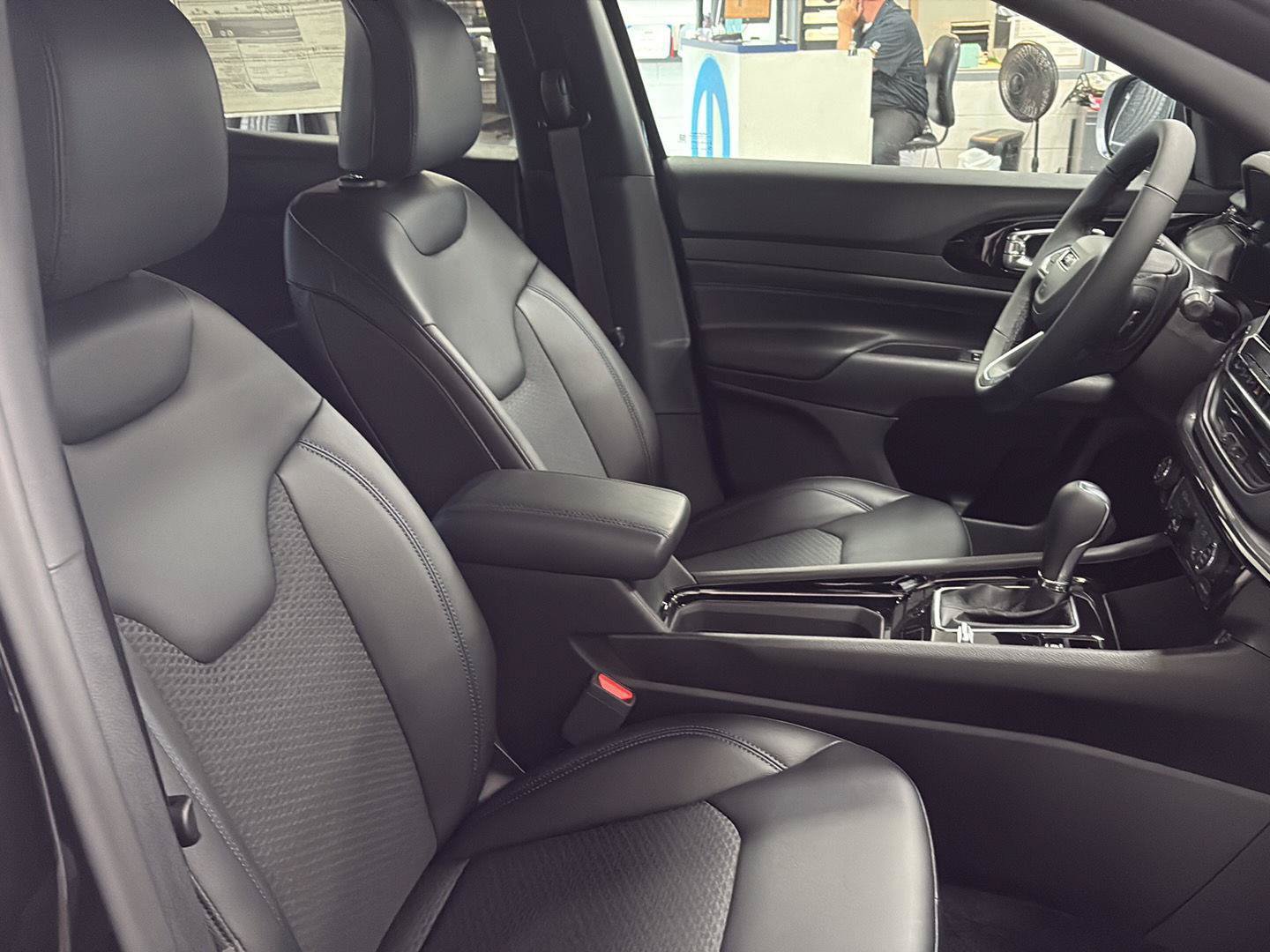 New 2026 Jeep Compass Latitude AWD/4WD image 21