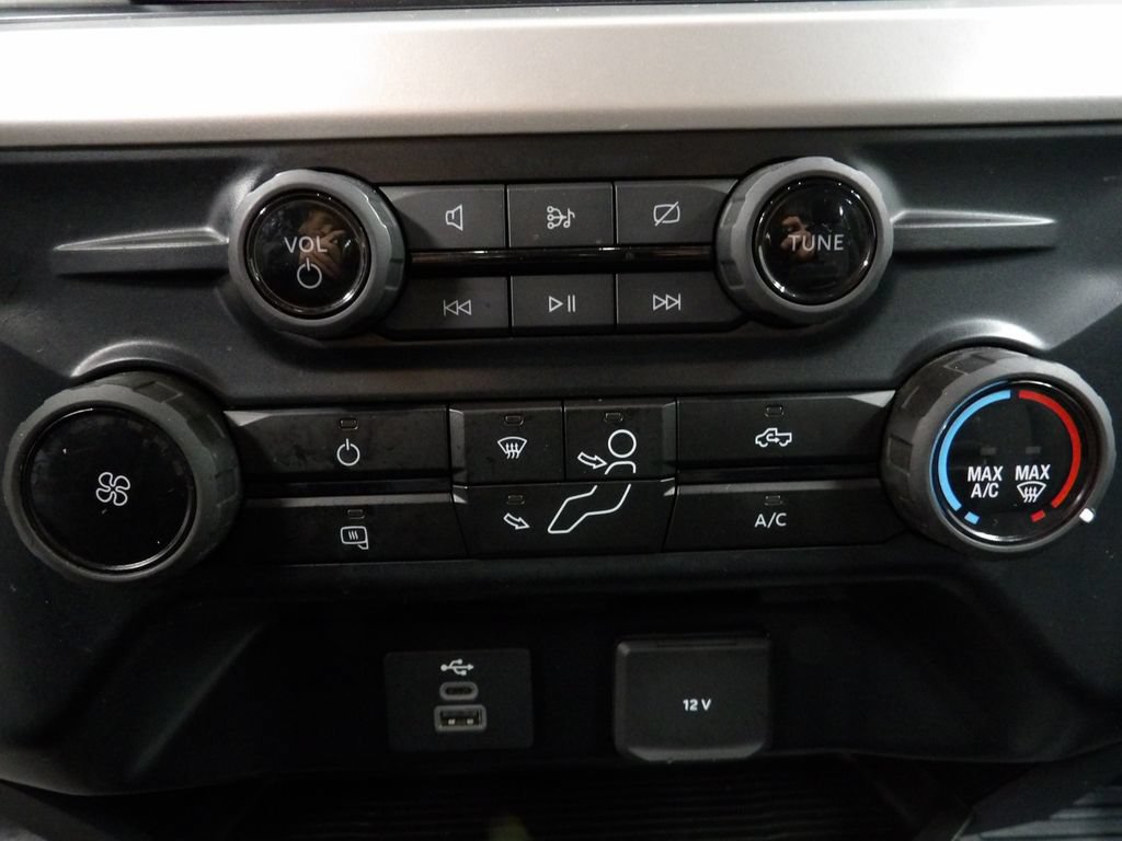 Used 2023 Ford F350 XL w/ 360-Degree Camera Package AWD/4WD image 58