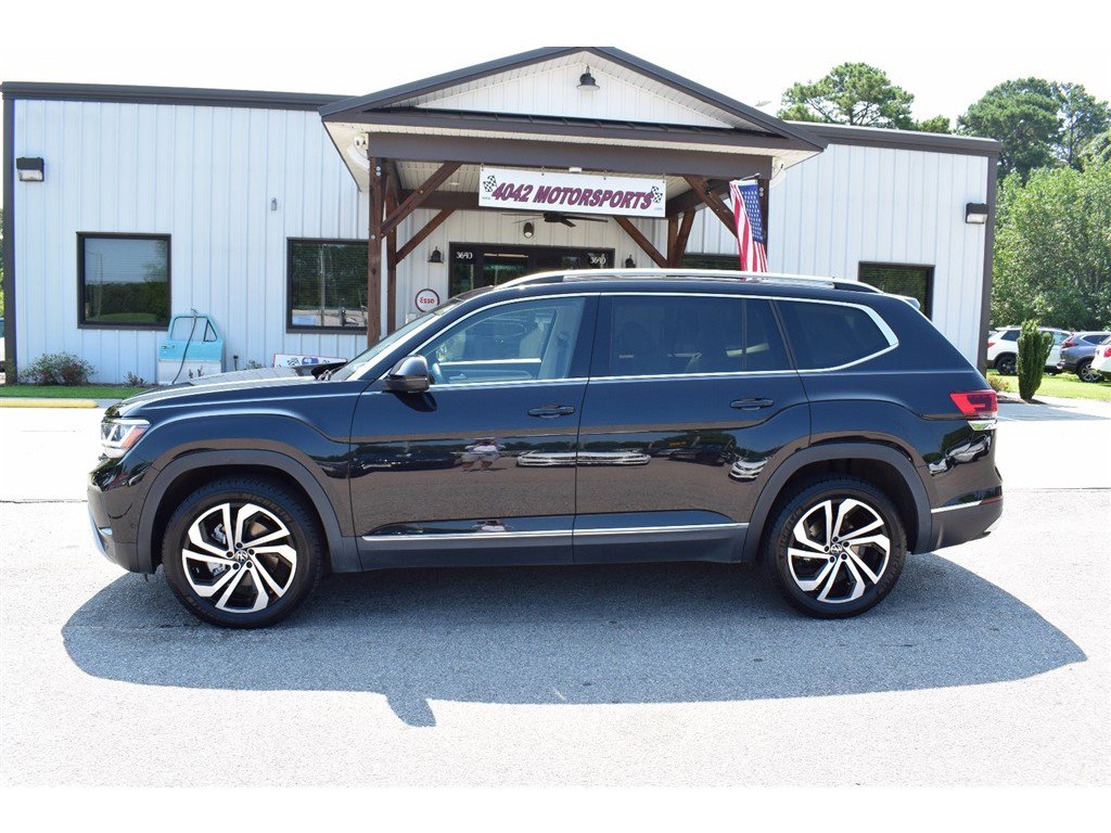 Used 2021 Volkswagen Atlas SEL Premium image 2