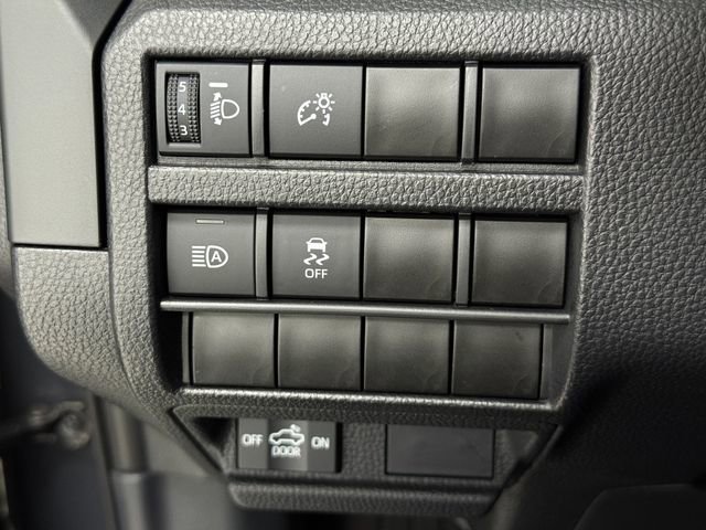 Used 2024 Toyota Tacoma SR image 10