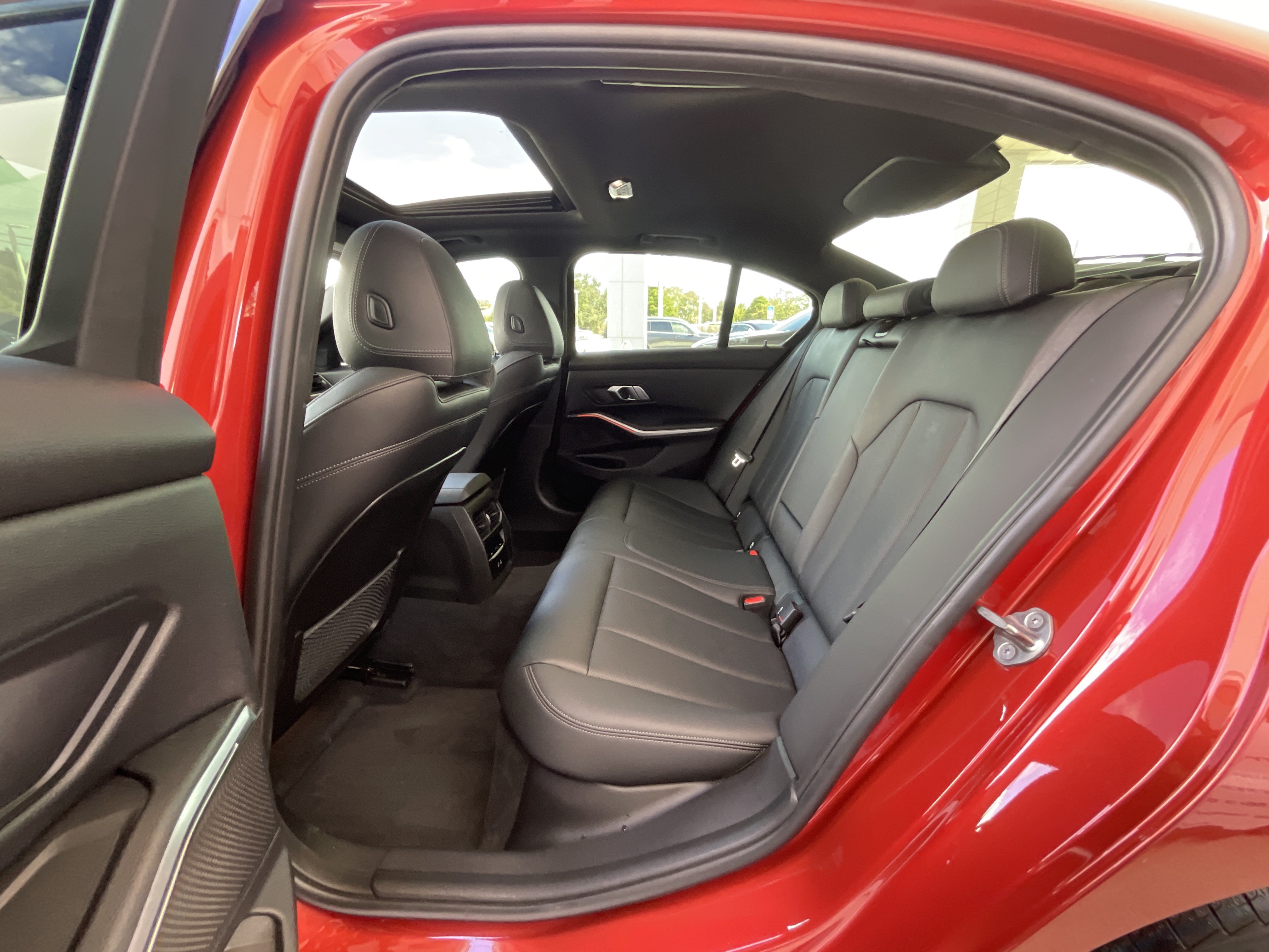 Used 2022 BMW 330i Sedan w/ Premium Package RWD image 26