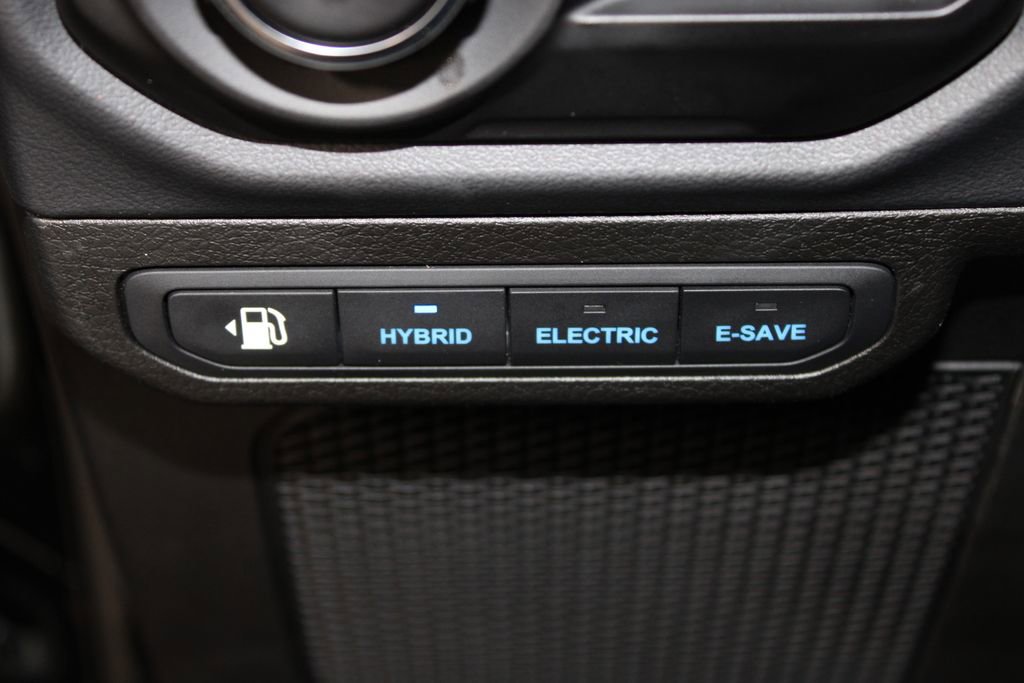 Used 2025 Jeep Wrangler Sahara 4xe image 43