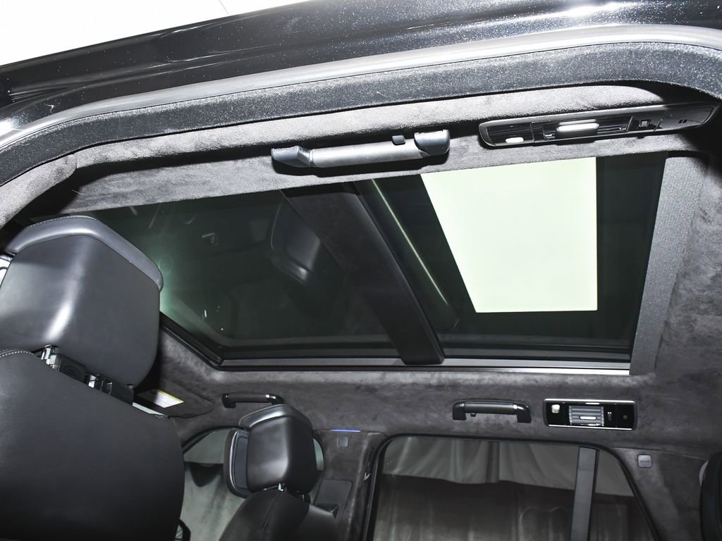 Used 2022 Land Rover Range Rover Westminster Edition image 53