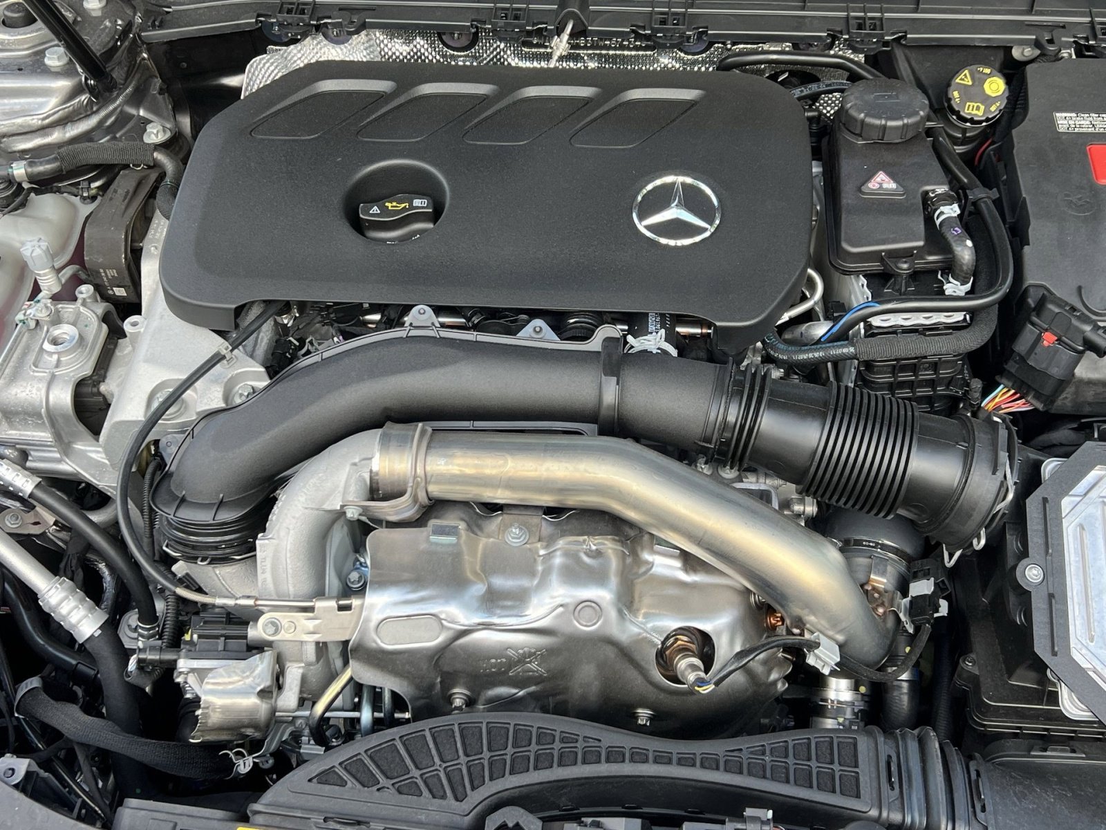 New 2026 Mercedes-Benz GLB 250 4MATIC image 34