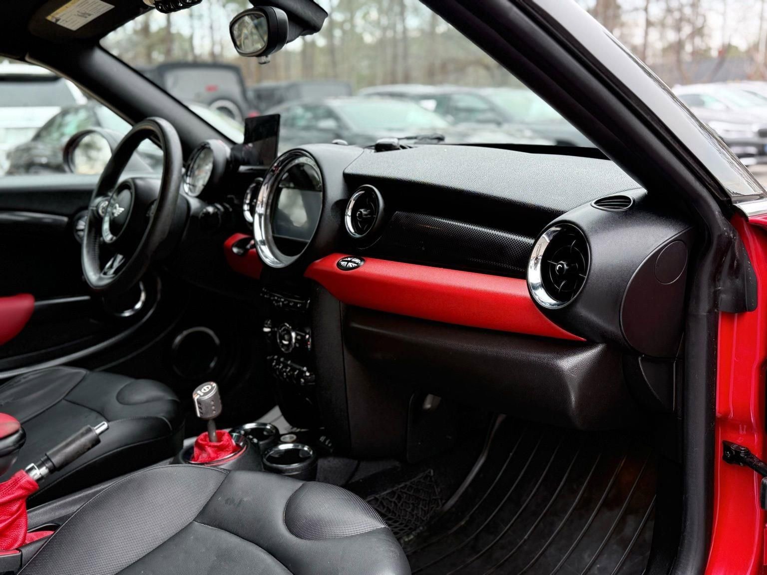 Used 2013 MINI Cooper Coupe S image 25