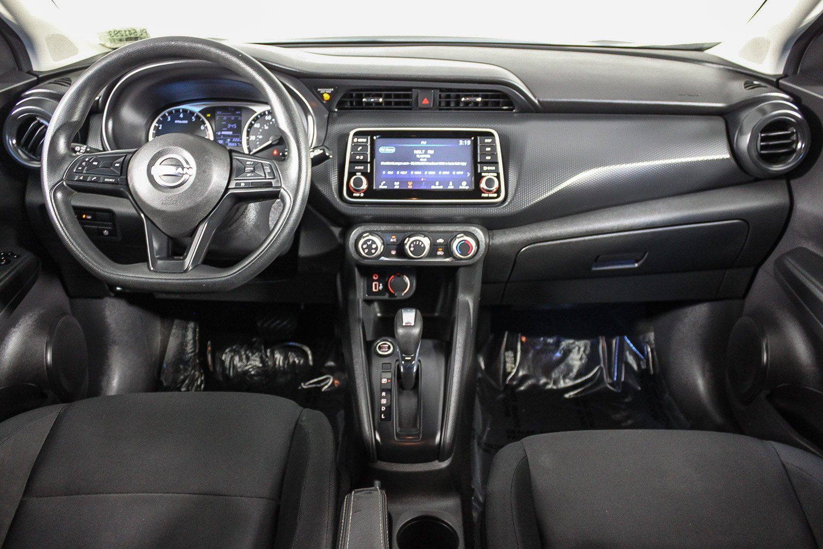 Used 2023 Nissan Kicks S image 13