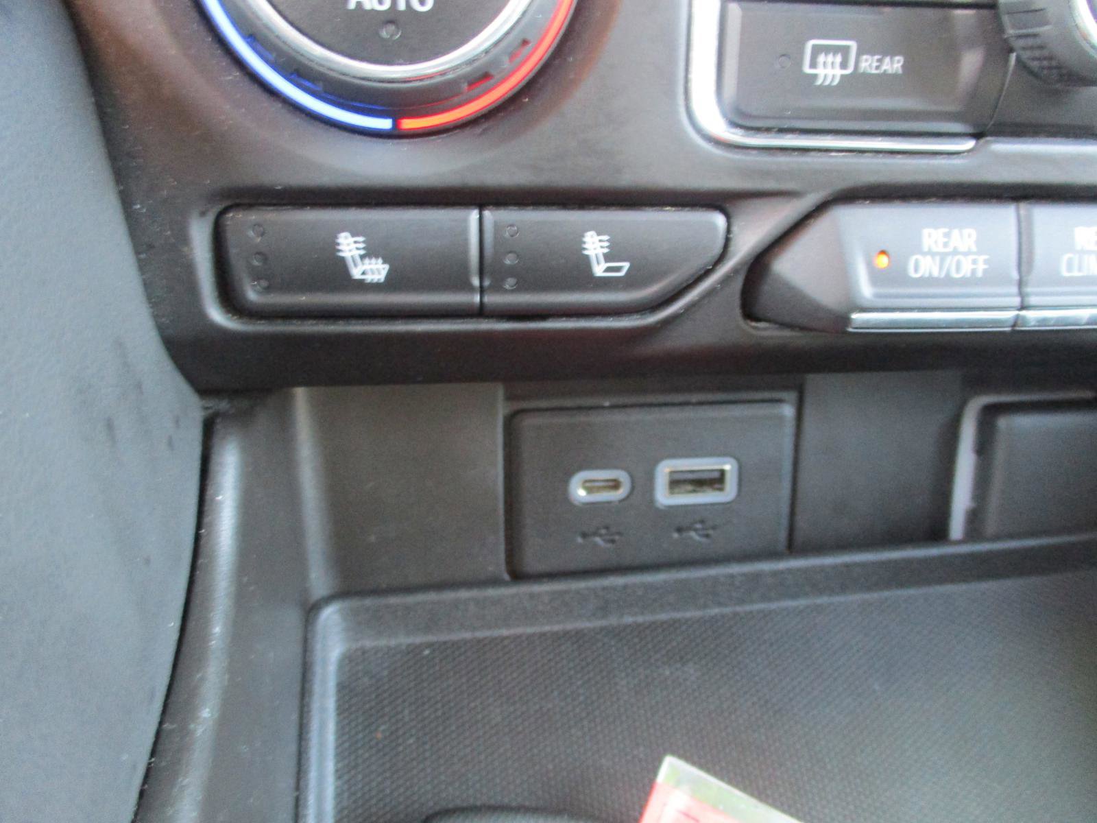 Used 2021 Chevrolet Tahoe RST AWD/4WD image 25