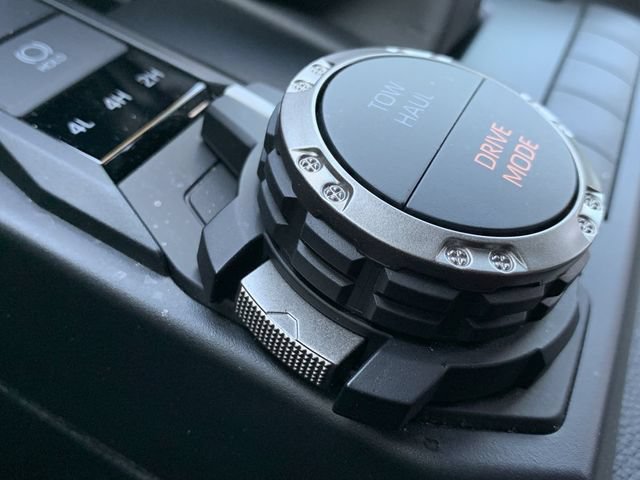 Certified 2025 Toyota 4Runner SR5 AWD/4WD image 28