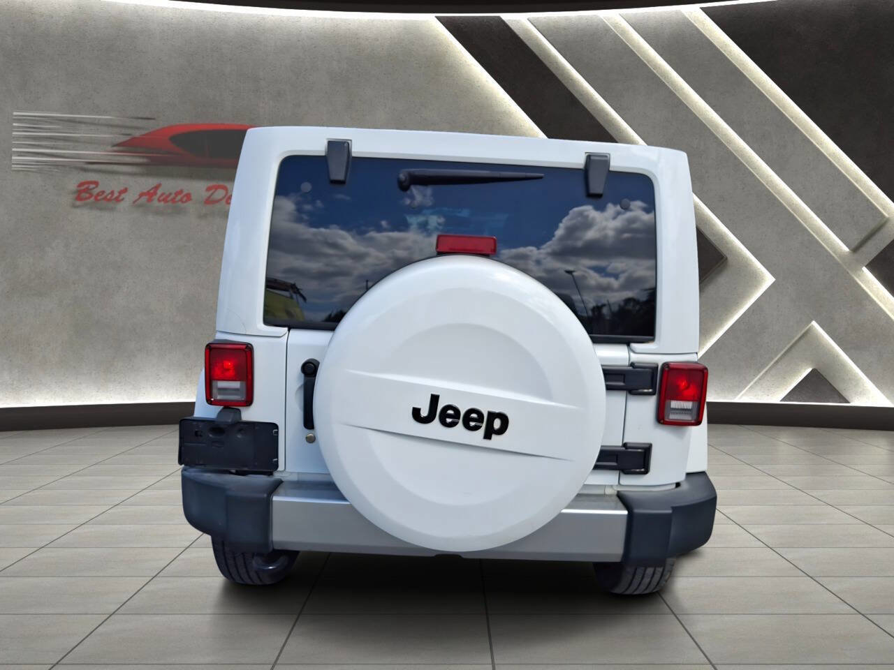 Used 2017 Jeep Wrangler Unlimited Sahara w/ Dual Top Group image 5