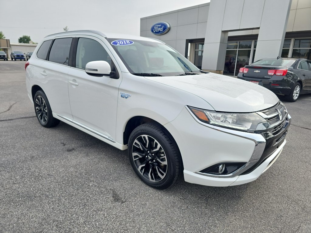 Used 2018 Mitsubishi Outlander SEL AWD/4WD image 4