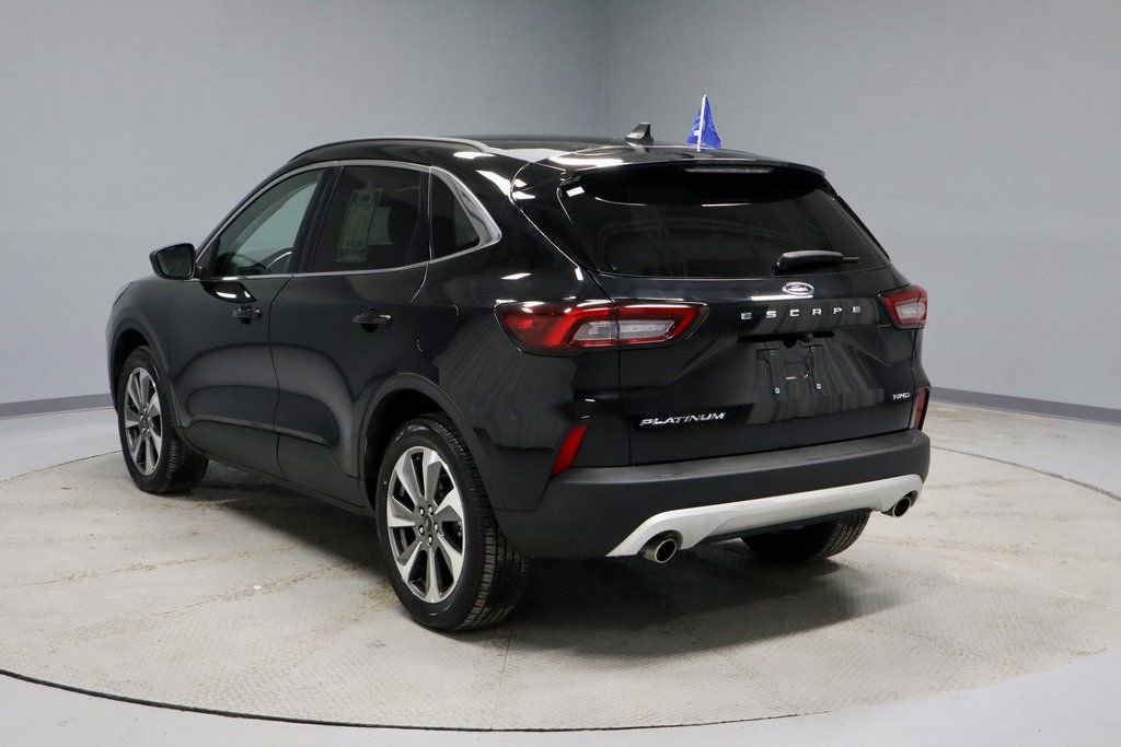 Used 2025 Ford Escape Platinum image 10