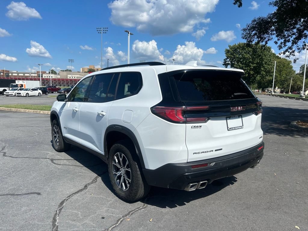 Used 2025 GMC Acadia AT4 w/ Luxury Package AWD/4WD image 5