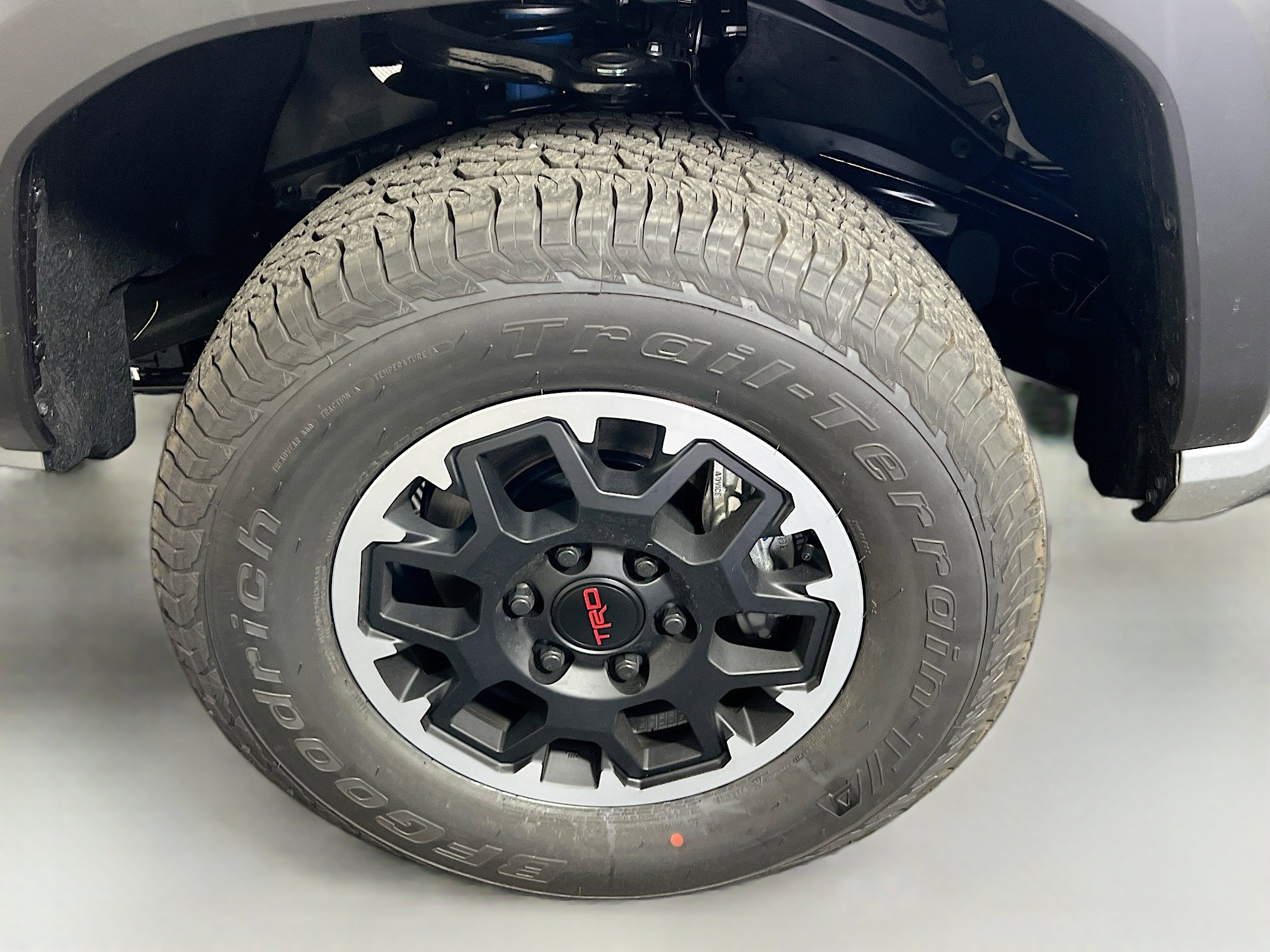 New 2025 Toyota Tacoma TRD Off-Road image 13