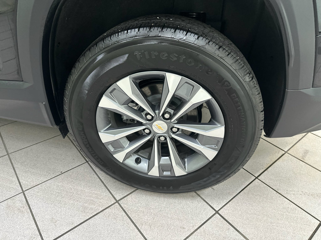 Used 2026 Chevrolet Equinox LT FWD image 15
