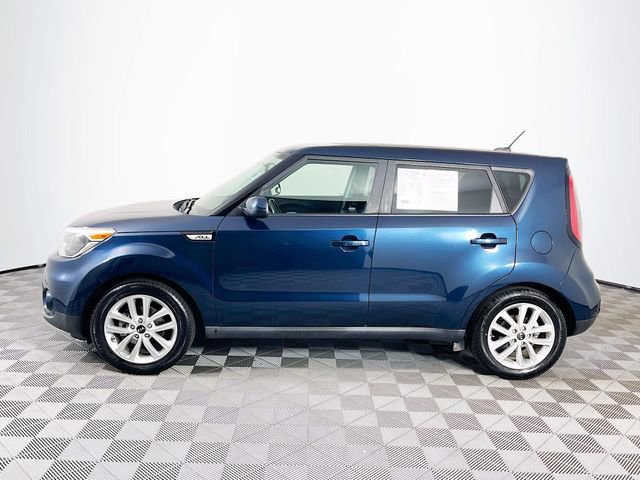 Used 2019 Kia Soul + image 5