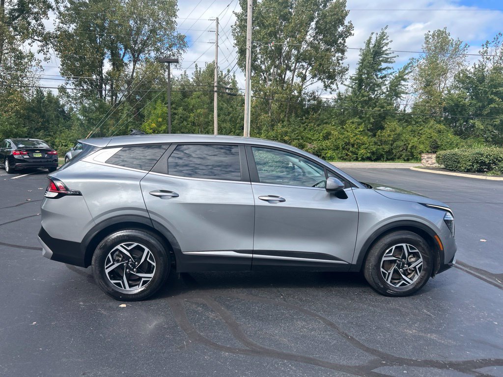 Used 2024 Kia Sportage LX FWD image 8