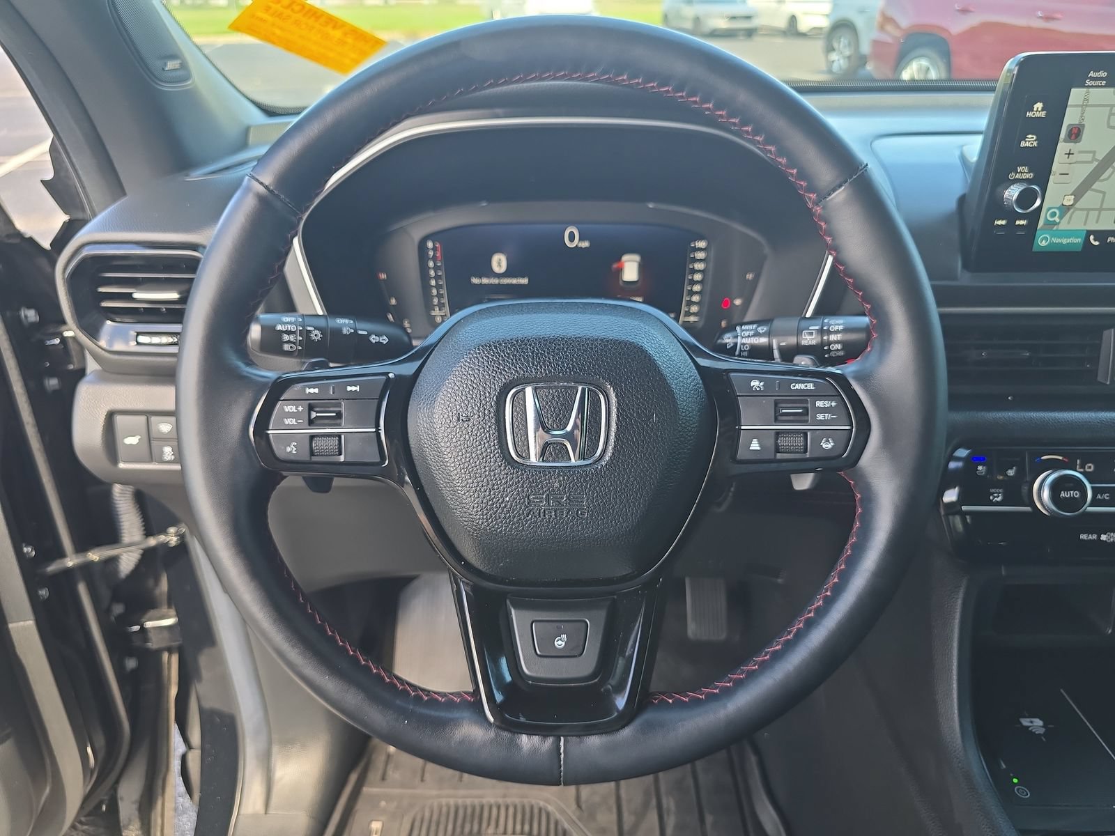 Used 2025 Honda Pilot Black Edition image 26