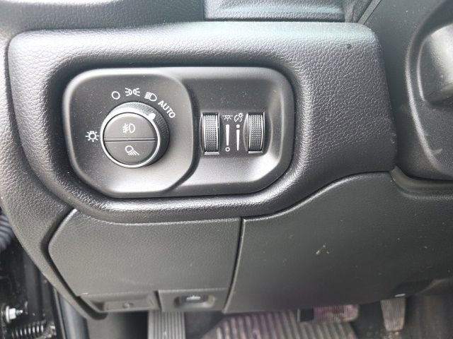 Used 2022 RAM 3500 Laramie image 9