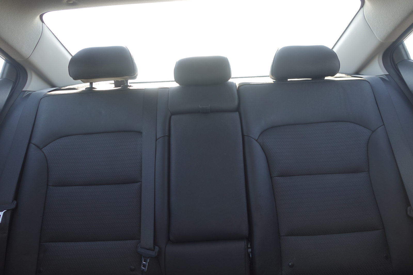 Used 2017 Hyundai Elantra Limited FWD image 13