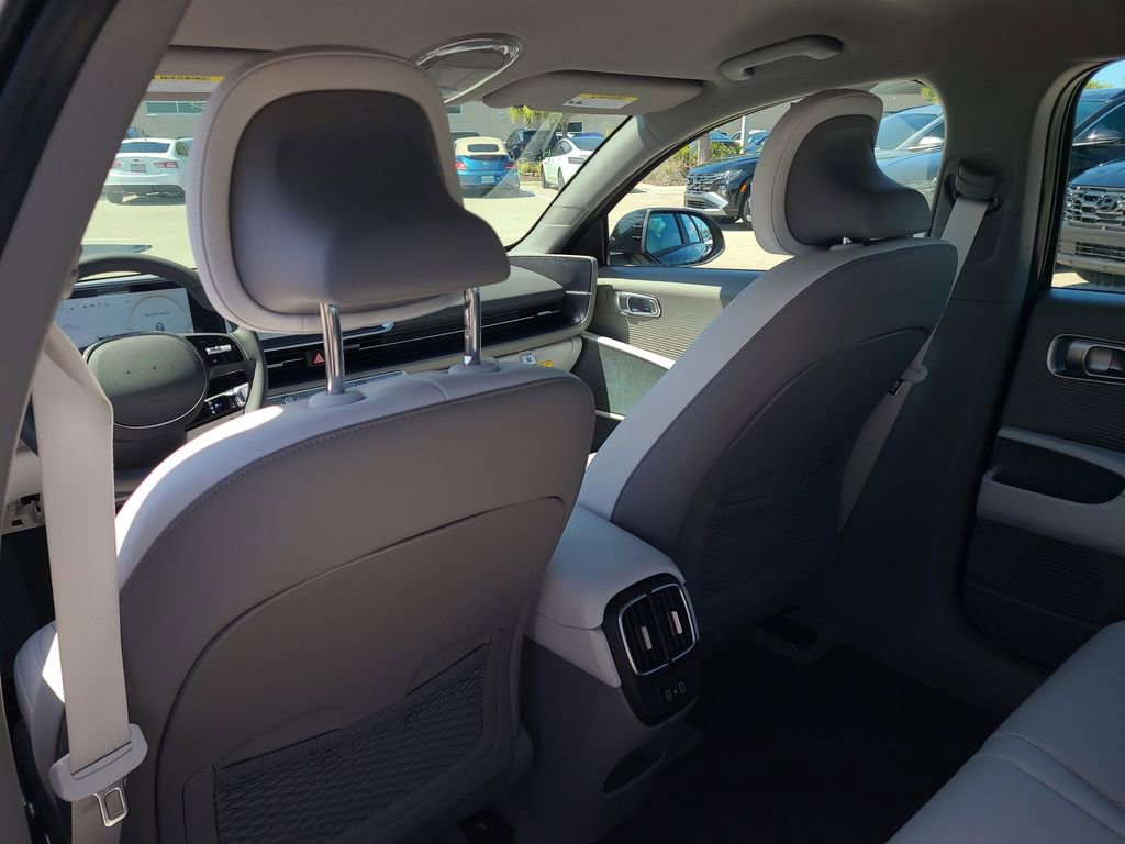 New 2025 Hyundai Ioniq 6 SEL image 7