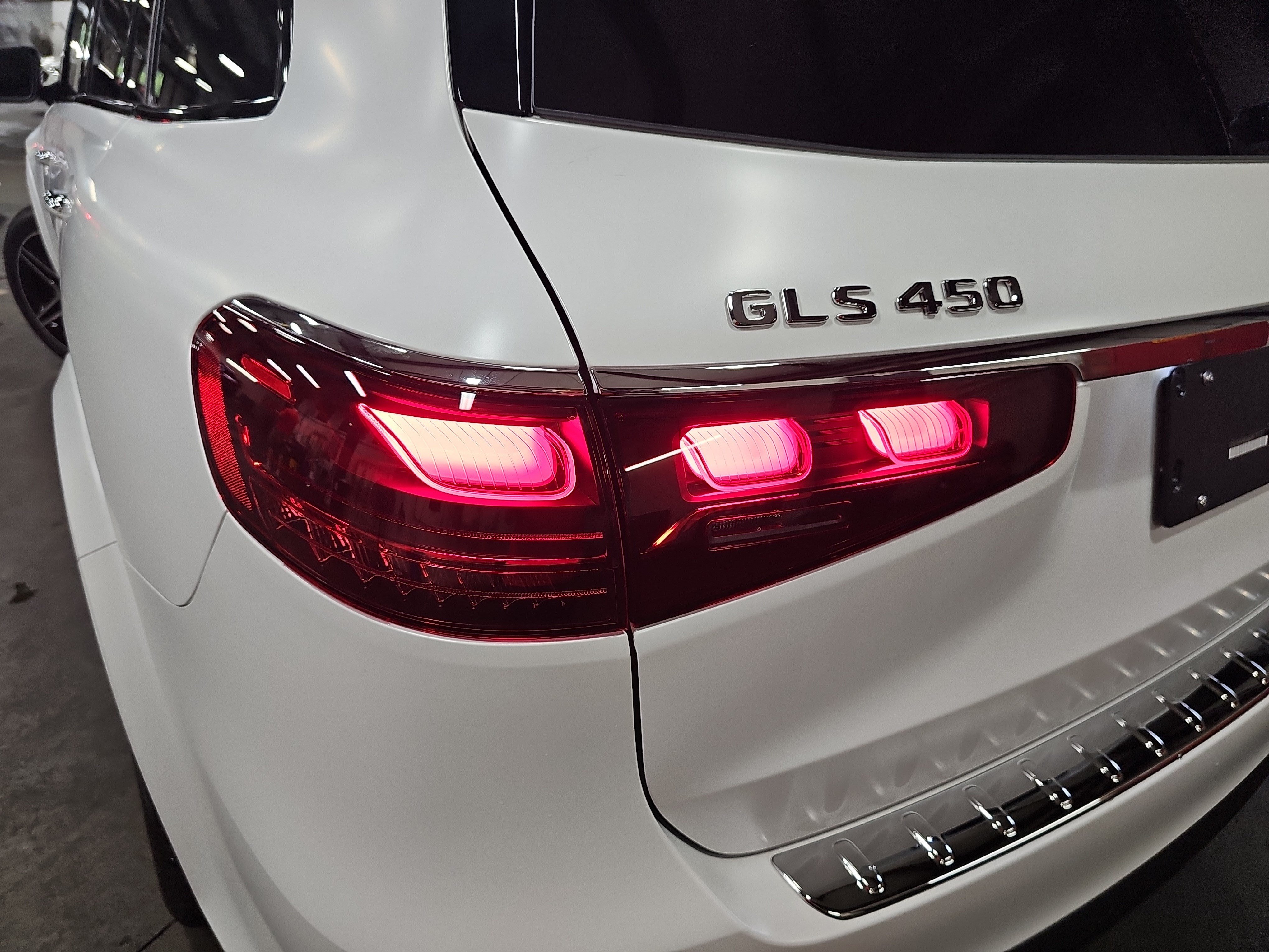 New 2026 Mercedes-Benz GLS 450 4MATIC image 37