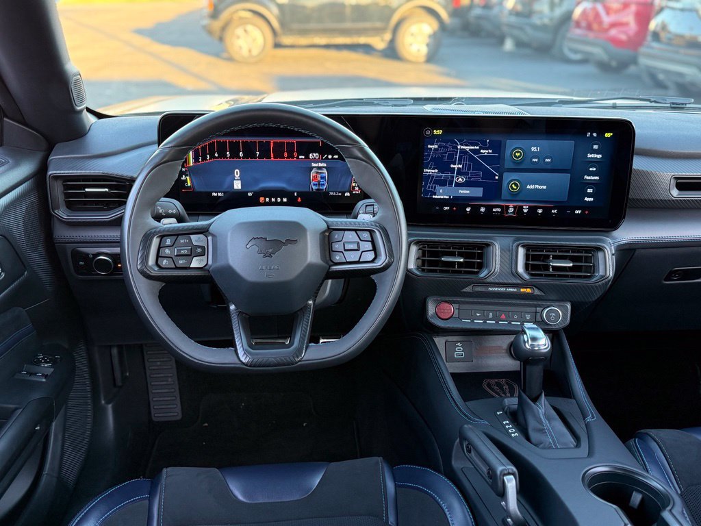 Used 2025 Ford Mustang Dark Horse RWD image 7