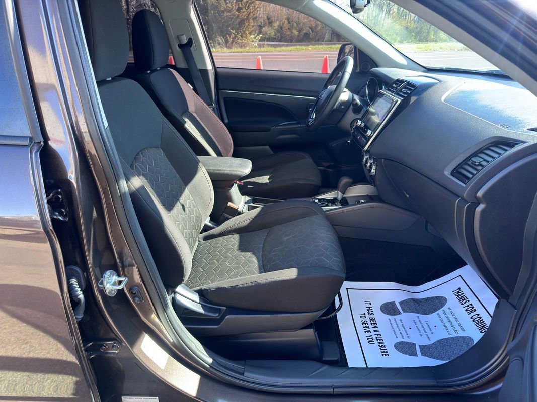 Used 2024 Mitsubishi Outlander Sport LE image 28