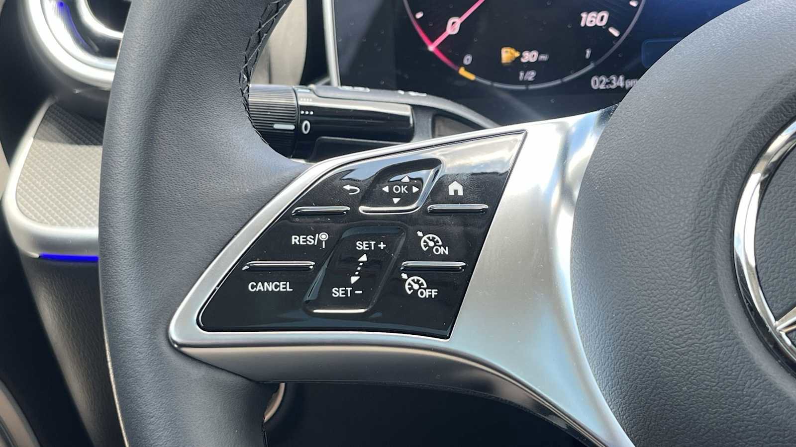 New 2026 Mercedes-Benz CLE 300 4MATIC Coupe image 38