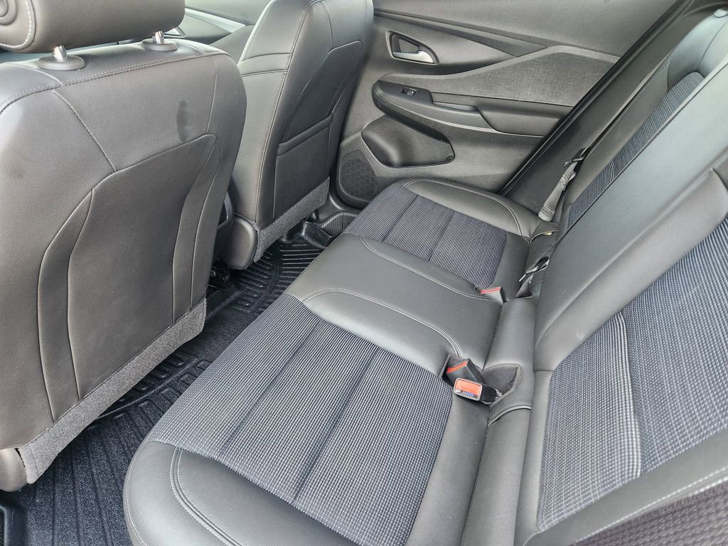 Used 2024 Buick Envista Preferred w/ Convenience I Package image 28