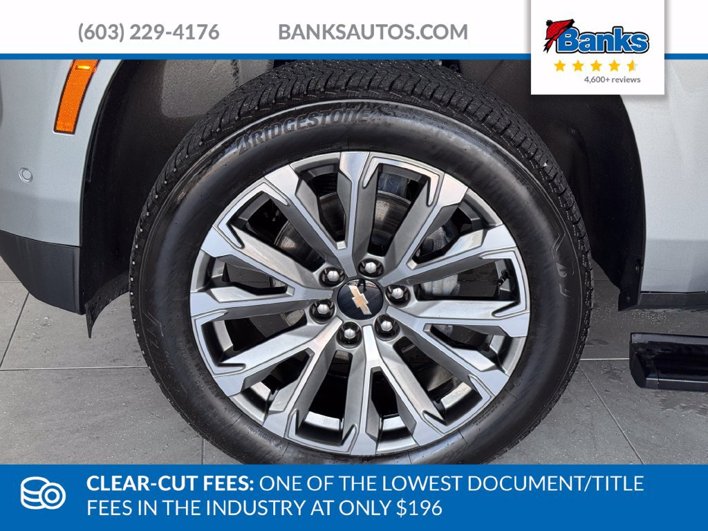 Certified 2025 Chevrolet Suburban High Country AWD/4WD image 4