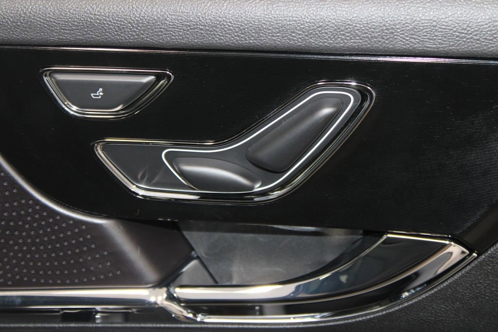 New 2025 Lincoln Corsair FWD w/ Equipment Group 101A image 28