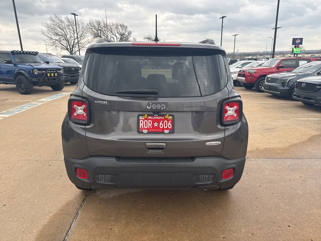 Used 2020 Jeep Renegade Latitude image 4