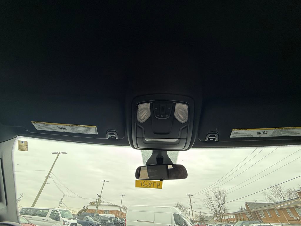 Used 2021 RAM 2500 Big Horn image 32