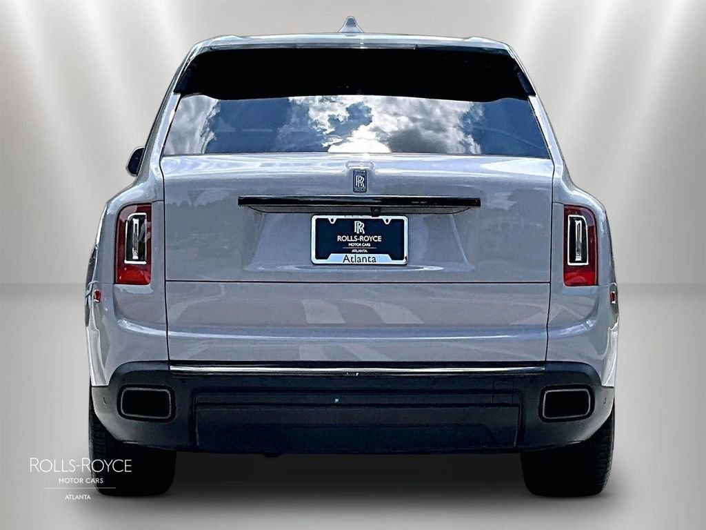 Certified 2023 Rolls-Royce Cullinan Black Badge AWD/4WD image 4