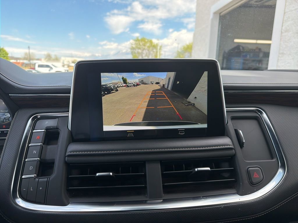 Used 2023 Chevrolet Suburban Premier AWD/4WD image 16