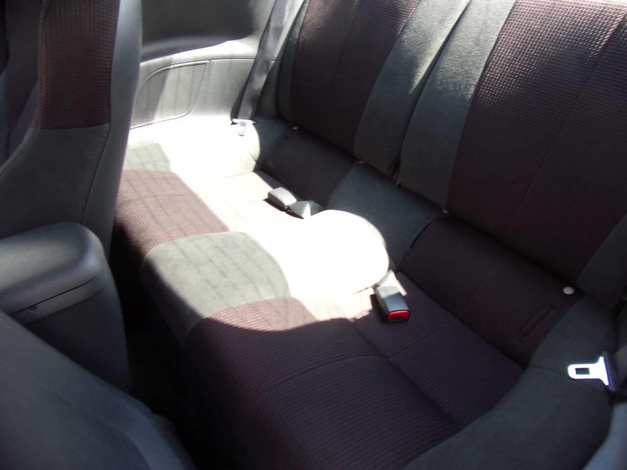 Used 2012 Mitsubishi Eclipse image 4