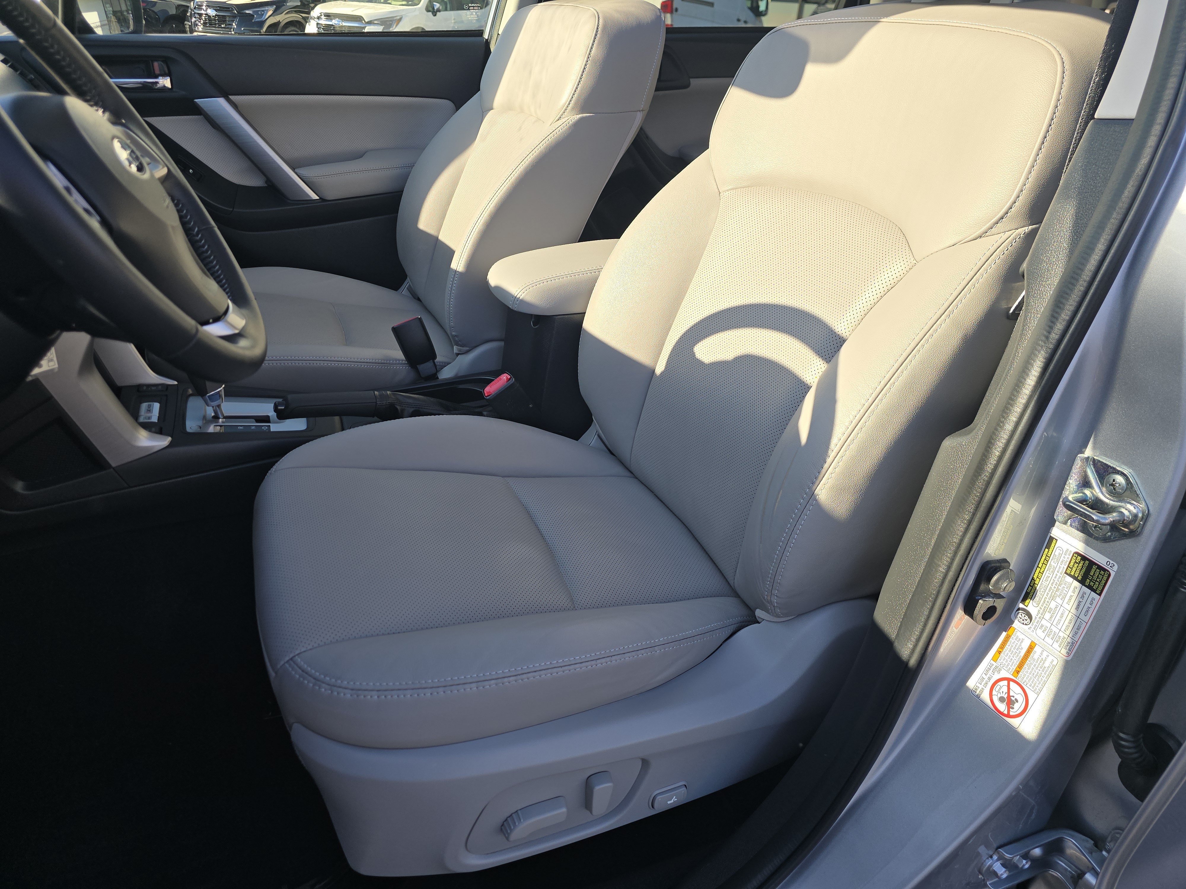 Used 2014 Subaru Forester 2.5i Limited AWD/4WD image 20