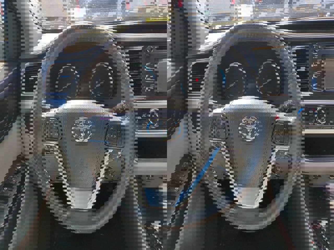 Used 2015 Toyota Highlander Plus image 13