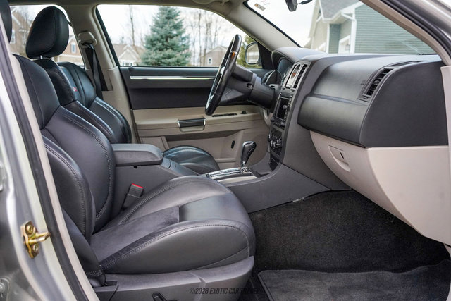 Used 2006 Chrysler 300 SRT8 w/ SRT Option Group II image 32