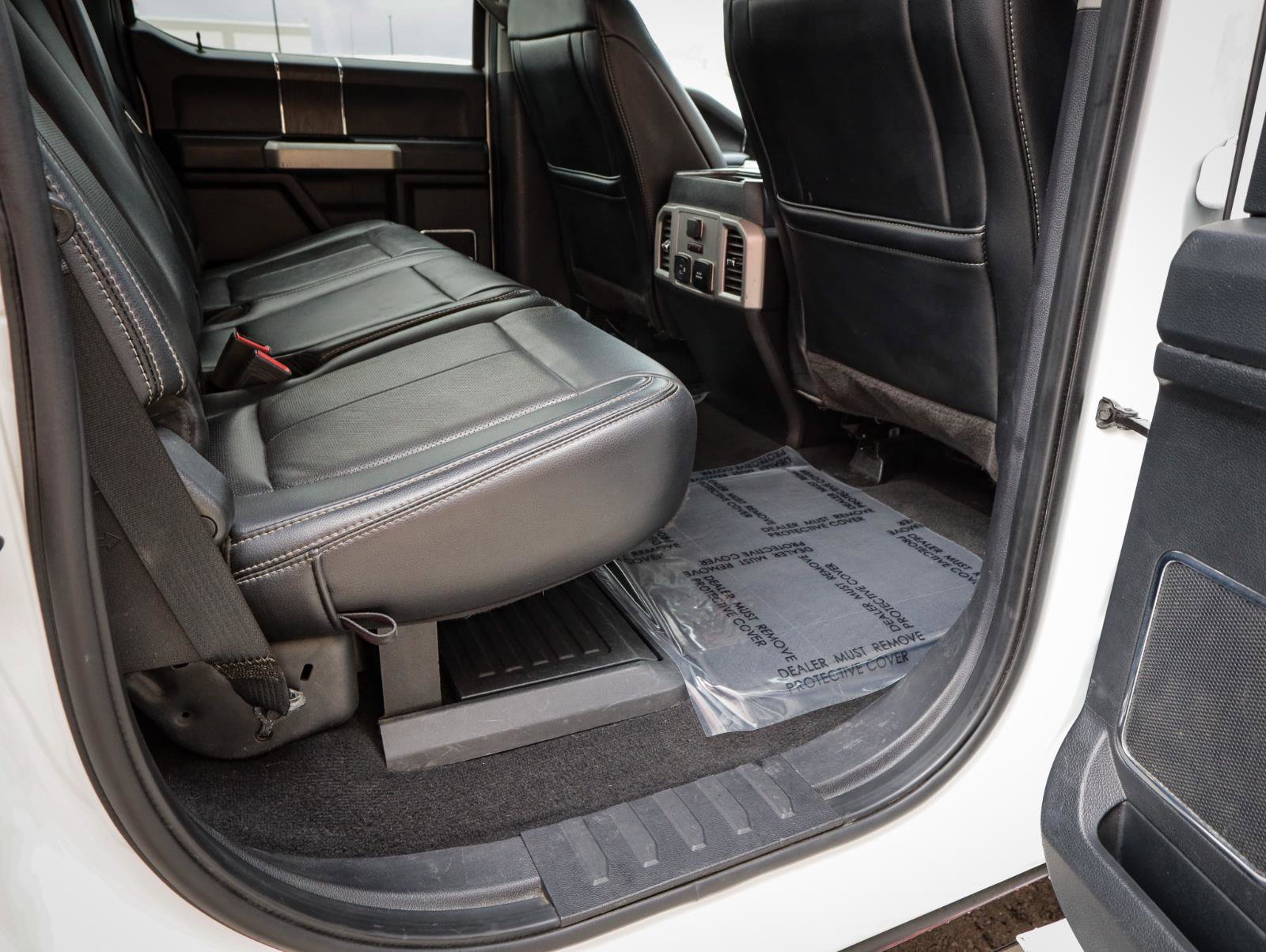 Used 2020 Ford F450 Lariat w/ Lariat Ultimate Package AWD/4WD image 28